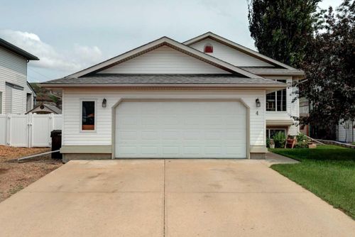 4 Willow Pt, Drumheller, AB, T0J0Y5 | Card Image