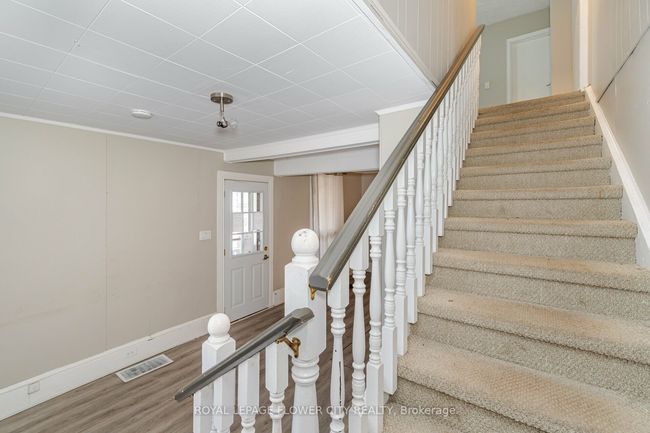 189 Dundas St N, House attached with 3 bedrooms, 2 bathrooms and 5 parking in Cambridge ON | Image 20