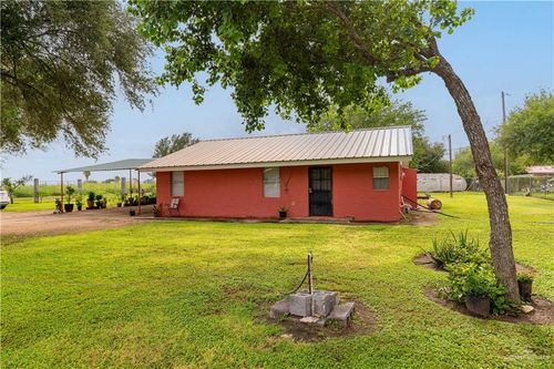 21707 Hidalgo St, Edcouch, TX, 78538-3772 | Card Image
