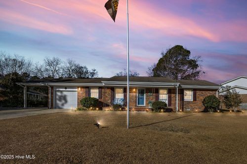 603 Oakwood Ave, Jacksonville, NC, 28546-7109 | Card Image