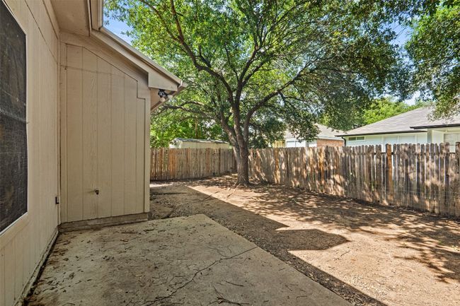 1008 Chippewa, House other with 4 bedrooms, 2 bathrooms and 4 parking in Round Rock TX | Image 33
