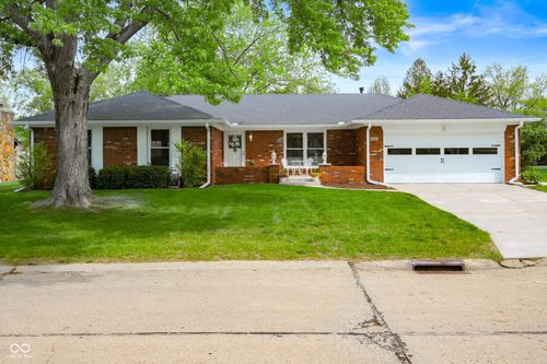 820 Yosemite Drive, Indianapolis, IN, 46217 | Card Image