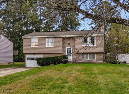 5179 Willow Crest Ave, Austintown, OH, 44515-3955 | Card Image