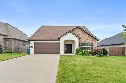 4400 Sw Eggersway Pl, Bentonville, AR, 72713-3081 | Card Image