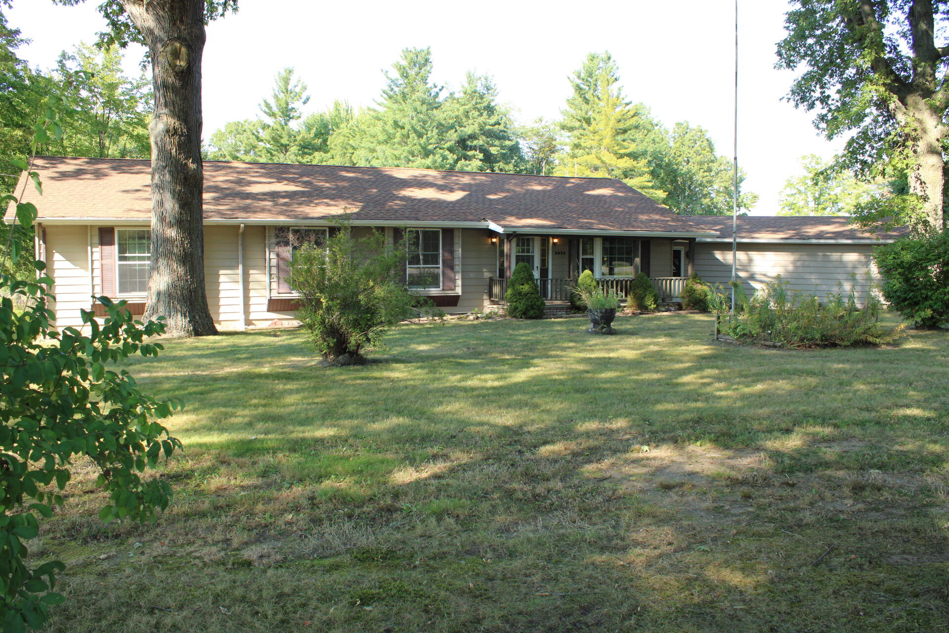 8th St, White Cloud, MI 49349
