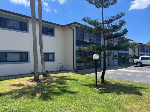 apt-8-17426 Birchwood Ln, FORT MYERS, FL, 33908-6109 | Card Image