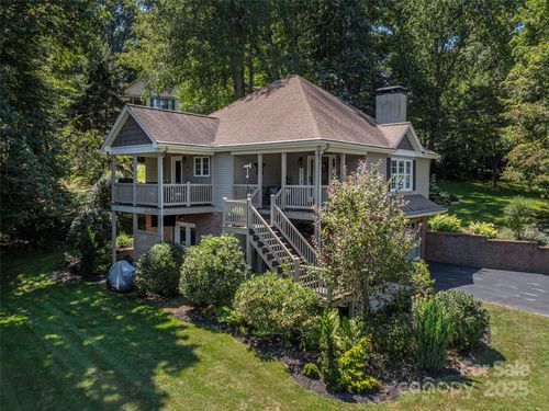 105 Deer Glade Ln, Waynesville, NC, 28786-8804 | Card Image