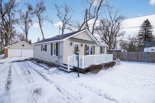 120 Cherry St, Michigan Center, MI, 49254-1222 | Card Image