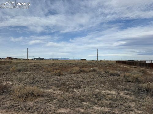 943 E Moonbeam Dr, Pueblo, CO, 81007-1143 | Card Image