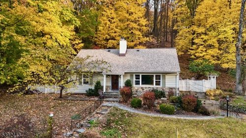 377 Shore Trl, Sparta, NJ, 07871-2045 | Card Image