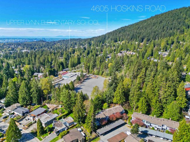 4605 Hoskins Road, Townhouse with 3 bedrooms, 2 bathrooms and 1 parking in North Vancouver BC | Image 3