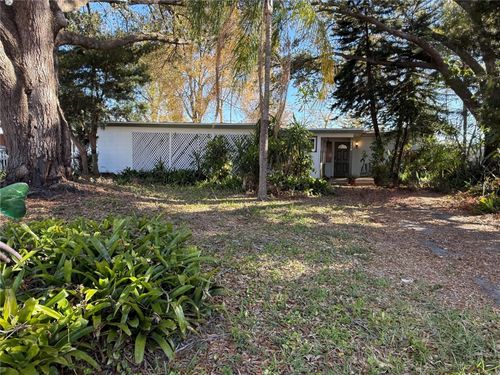 3416 W Ellicott St, TAMPA, FL, 33614-6608 | Card Image