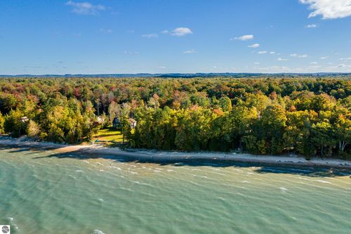 567 Yellow Birch Dr, Kewadin, MI, 49648-9408 | Card Image