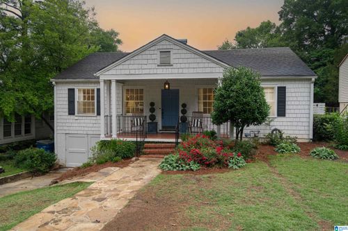 1704 Shades Park Dr, HOMEWOOD, AL, 35209-5430 | Card Image