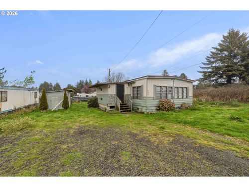 91319 Grinnell Ln, Coos Bay, OR, 97420-8726 | Card Image