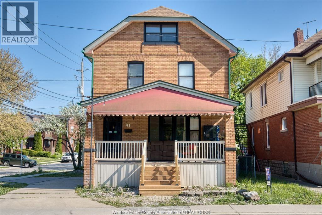 Commercial Sale in Windsor