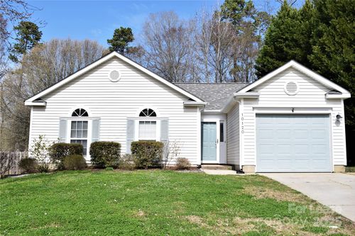 10120 Sparkling Brook Ct, Charlotte, NC, 28214-7637 | Card Image