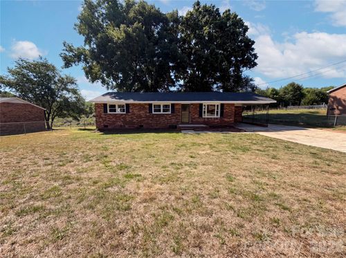 4030 Angus Dr, Gastonia, NC, 28056-6801 | Card Image