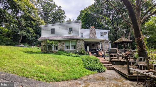 1987 Ridgewood Rd, YORK, PA, 17406-9797 | Card Image
