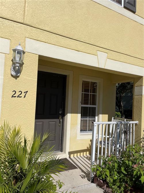 83-227 Glowing Peace Ln, ORLANDO, FL, 32824-6141 | Card Image