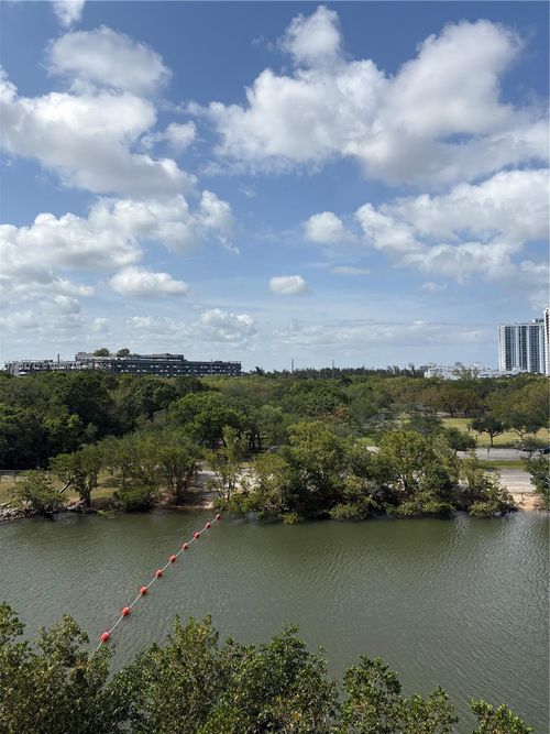 unit-504-16385 Biscayne Blvd, Aventura, FL, 33160-5456 | Card Image