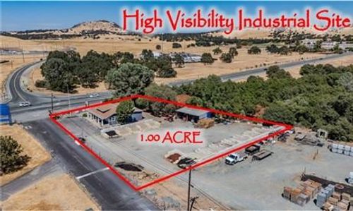 3413 Toyon Cir, Valley Springs, CA, 95252-8503 | Card Image