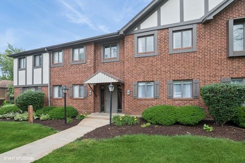 132-48 Parliament Dr W, Palos Heights, IL, 60463-1004 | Card Image