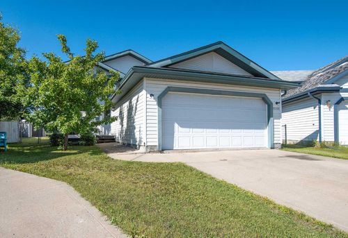 11306 92a Street, Grande Prairie, AB, T8V7E7 | Card Image