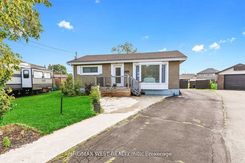 6260 Ellsworth Pl, Niagara Falls, ON, L2G4S7 | Card Image