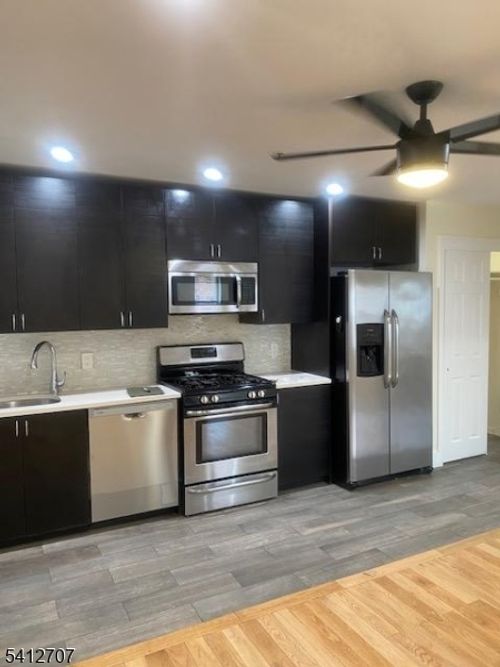 73 Ferry St, Newark, NJ, 07105-1831 | Card Image