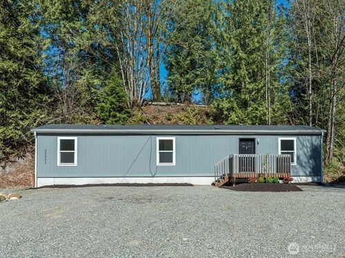 23321 N River Dr, Granite Falls, WA, 98252-8975 | Card Image
