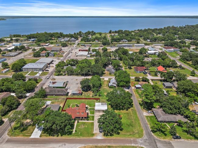 An aerial view showing the proximity to the water | Image 35