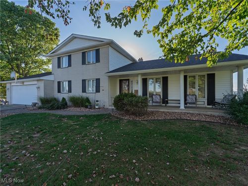 264 Pleasant Valley Rd Nw, Sugarcreek, OH, 44681-8049 | Card Image