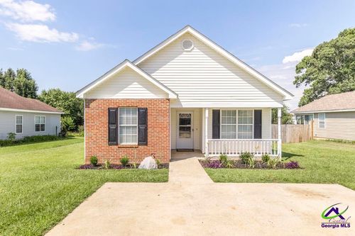 313 Strawbridge Ln, Bonaire, GA, 31005-3192 | Card Image