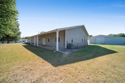 1202 Sw 9th Street, House other with 3 bedrooms, 2 bathrooms and null parking in Wagoner OK | Image 3