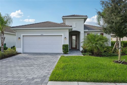 2445 Orchard St, Naples, FL, 34120-5649 | Card Image