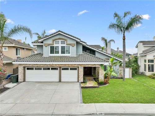 4644 Portofino Cir, Cypress, CA, 90630-6806 | Card Image