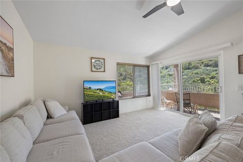 2500 San Gabriel Way, Corona, CA, 92882-8025 | Card Image