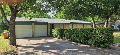11307 Hilltop St, Austin, TX, 78753-2617 | Card Image