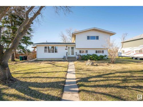 4913 48 Ave, Gibbons, AB, T0A1N0 | Card Image