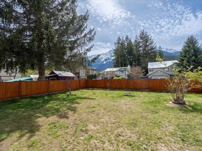 7390 Larch Street, House other with 3 bedrooms, 3 bathrooms and 5 parking in Pemberton BC | Image 20