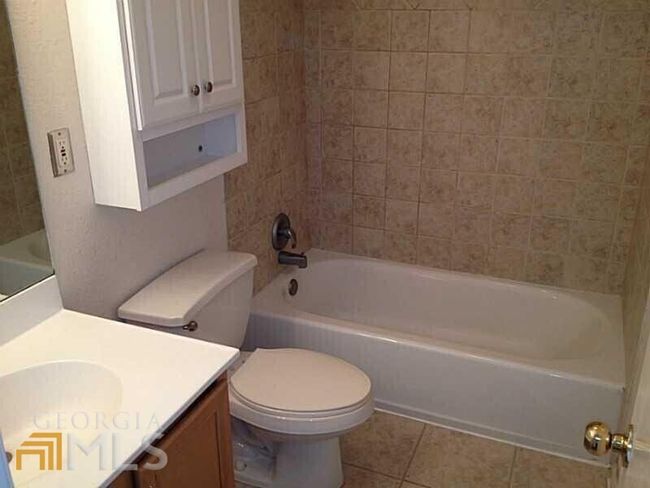 APT-18 - 1418 Foxhall Ln Se, Condo with 2 bedrooms, 1 bathrooms and null parking in Atlanta GA | Image 13