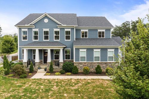 621 Jonna St, Crozet, VA, 22932-9326 | Card Image
