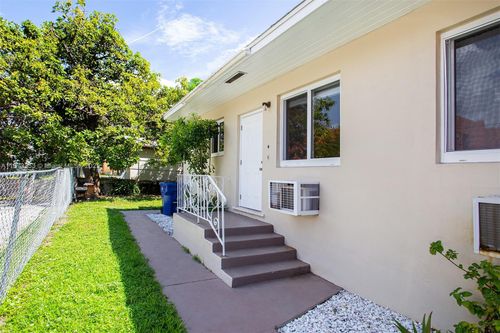 apt-4-1225 Sw 7th St, Miami, FL, 33135-4013 | Card Image