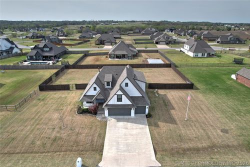 1954 E 173rd St S, Mounds, OK, 74047-6275 | Card Image