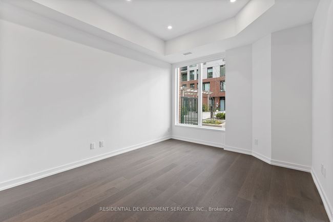 112 - 15 Maryport Ave, Condo with 4 bedrooms, 3 bathrooms and null parking in North York ON | Image 8