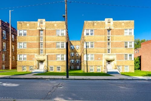 2826-2824 E 130th St, Cleveland, OH, 44120-2147 | Card Image