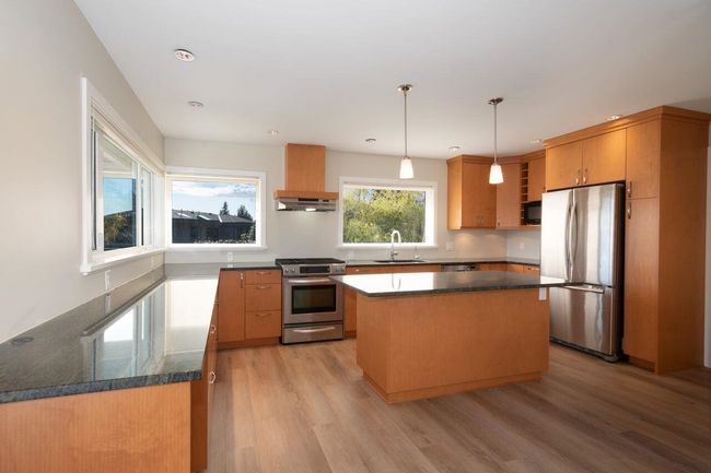 455 Hermosa Avenue, House other with 4 bedrooms, 3 bathrooms and 3 parking in North Vancouver BC | Image 6