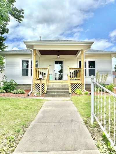 510 6th St, House other with 2 bedrooms, 1 bathrooms and null parking in Traer IA | Image 2