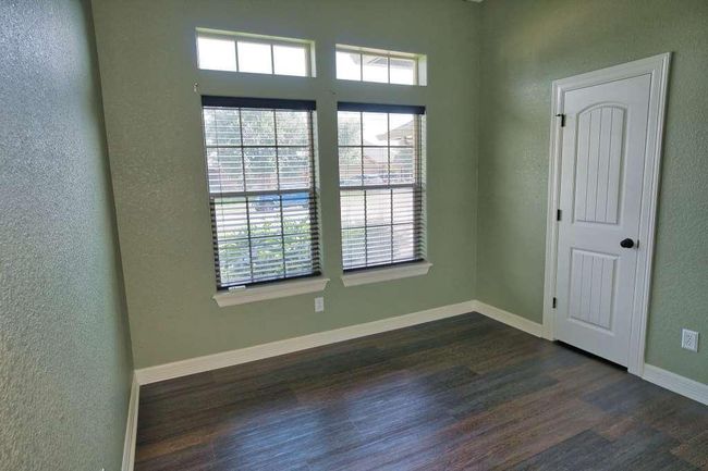 Secondary Bedroom | Image 14